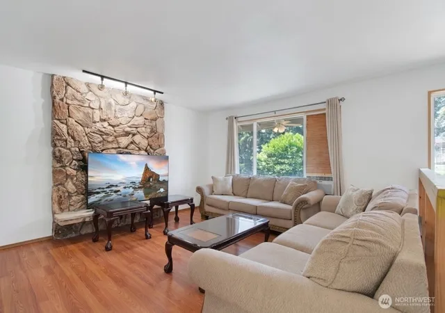Photo 3 of Single family home for sale at 29754 4th Avenue S, Federal Way, WA 98023 | MLS# NWM2564828 | Listing updated on 2026-09-23