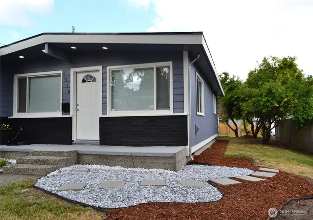 Photo 1 of Sale Pending at 3516 E T St, Tacoma, WA 98404 | MLS# NWM2564834 | Listing updated on 2026-09-01