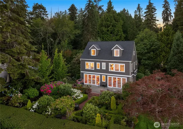 Photo 2 of Single family home for sale at 8916 Ferncliff Ave Ne, Bainbridge Island, WA 98110 | MLS# NWM2564838 | Listing updated on 2026-09-28