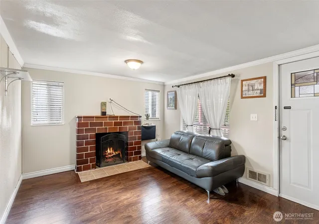 Photo 3 of Single family home for sale at 14118 37th Avenue S, Tukwila, WA 98168 | MLS# NWM2564851 | Listing updated on 2026-09-23