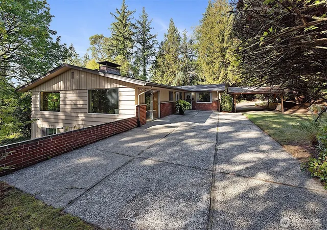 Photo 3 of Sale Pending at 6421 144th Street Nw, Gig Harbor, WA 98332 | MLS# NWM2564855 | Listing updated on 2026-09-25