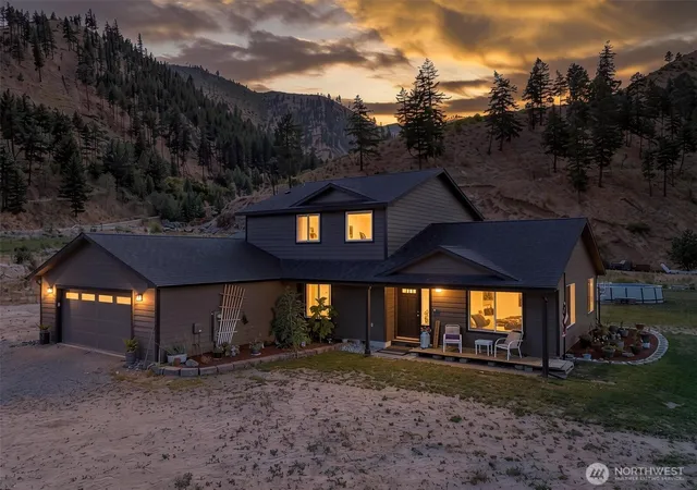 Photo 2 of Single family home for sale at 67 Dinkelman Ln, Entiat, WA 98822 | MLS# NWM2564859 | Listing updated on 2026-09-24