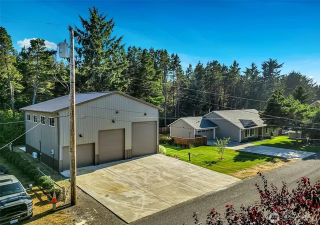 Photo 1 of Single family home for sale at 1314 187th Place, Long Beach, WA 98631 | MLS# NWM2564860 | Listing updated on 2026-09-23