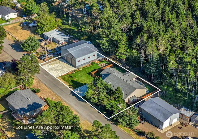 Photo 2 of Single family home for sale at 1314 187th Place, Long Beach, WA 98631 | MLS# NWM2564860 | Listing updated on 2026-09-23