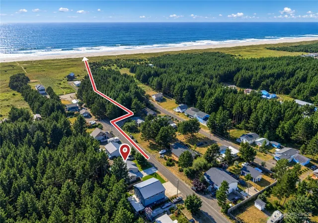 Photo 3 of Single family home for sale at 1314 187th Place, Long Beach, WA 98631 | MLS# NWM2564860 | Listing updated on 2026-09-23
