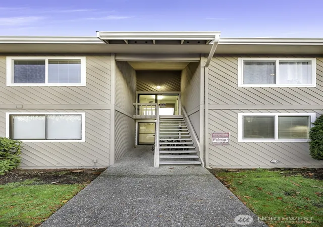 Photo 3 of Condo for sale at 1251 Nevada St #17, Bellingham, WA 98229 | MLS# NWM2564863 | Listing updated on 2026-09-23