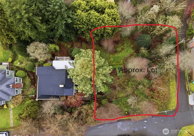 Photo 1 of Land for sale at 11500 Durland Ave Ne, Seattle, WA 98125 | MLS# NWM2564865 | Listing updated on 2026-09-23