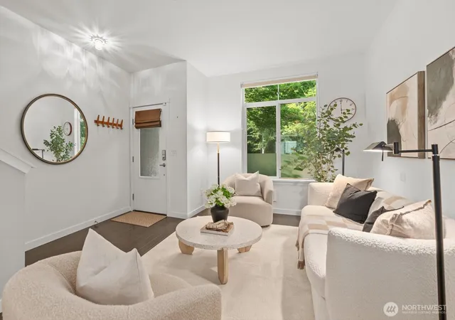 Photo 4 of Townhouse for sale at 2157 NW Talus Dr, Issaquah, WA 98027 | MLS# NWM2564879 | Listing updated on 2026-09-28