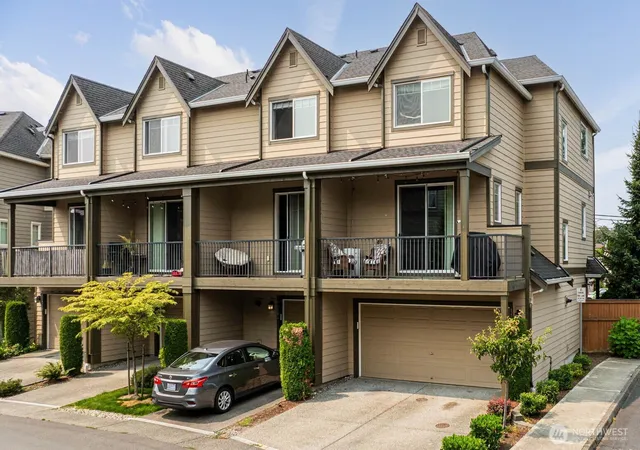 Photo 2 of Townhouse for sale at 11202 19th Drive Se, Everett, WA 98208 | MLS# NWM2564894 | Listing updated on 2026-09-23