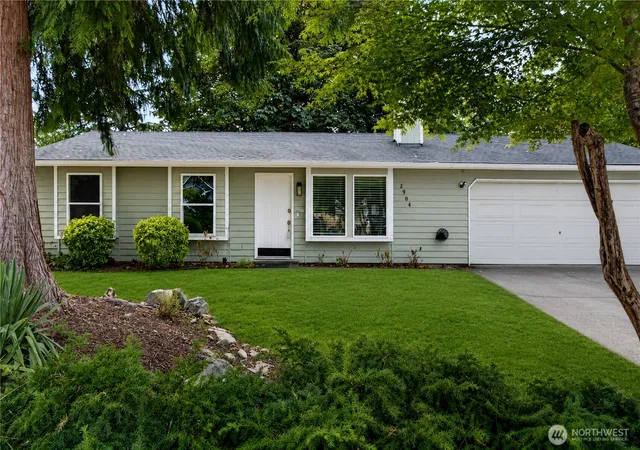 Photo 1 of Single family home for sale at 2904 14th Street Se, Puyallup, WA 98374 | MLS# NWM2564909 | Listing updated on 2026-10-02