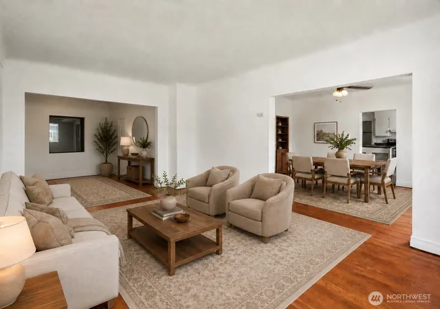 Photo 3 of Single family home for sale at 801 E 2nd Street, Aberdeen, WA 98520 | MLS# NWM2564916 | Listing updated on 2026-09-21