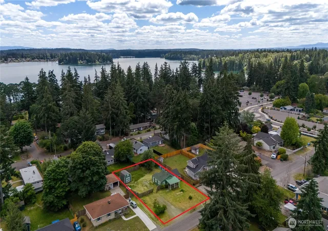 Photo 1 of Single family home for sale at 9028 Highland Ave Sw, Lakewood, WA 98498 | MLS# NWM2564957 | Listing updated on 2026-09-28