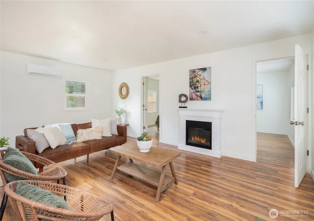 Photo 2 of Single family home for sale at 9028 Highland Ave Sw, Lakewood, WA 98498 | MLS# NWM2564957 | Listing updated on 2026-09-28