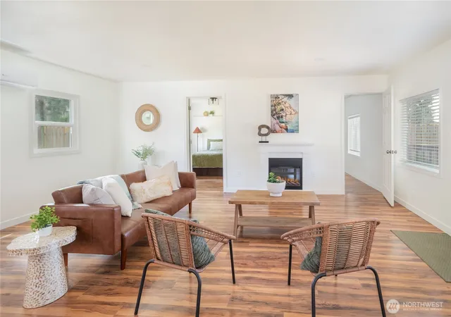 Photo 3 of Single family home for sale at 9028 Highland Ave Sw, Lakewood, WA 98498 | MLS# NWM2564957 | Listing updated on 2026-09-28