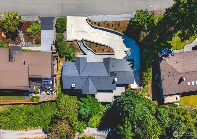 Photo 2 of Single family home for sale at 15705 62nd Avenue Ne, Kenmore, WA 98028 | MLS# NWM2564960 | Listing updated on 2026-09-23