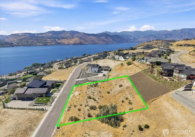 Photo 2 of Land for sale at 127 Crystal Crst Dr, Chelan, WA 98816 | MLS# NWM2564970 | Listing updated on 2026-09-23