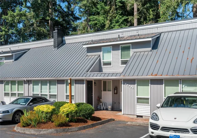 Multi family home for sale at 30323 15th Court S, Federal Way, WA 98003 | MLS# NWM2564976