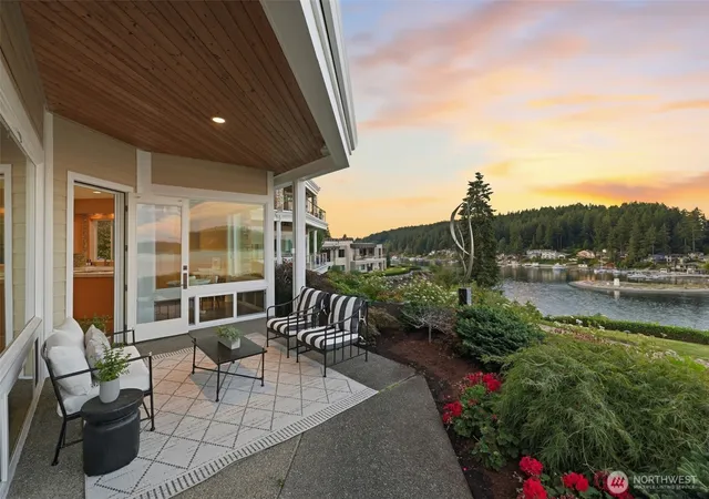 Photo 2 of Condo for sale at 7305 Soundview Dr Nw #601, Gig Harbor, WA 98335 | MLS# NWM2564991 | Listing updated on 2026-09-23