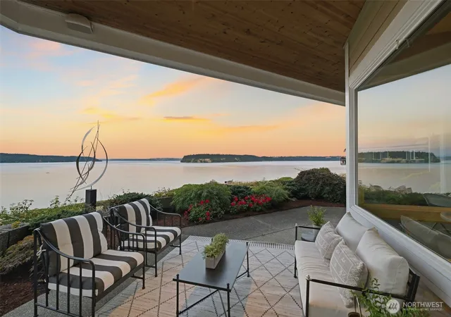 Photo 3 of Condo for sale at 7305 Soundview Dr Nw #601, Gig Harbor, WA 98335 | MLS# NWM2564991 | Listing updated on 2026-09-23