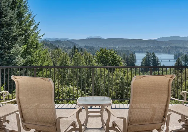 Photo 3 of Single family home for sale at 673 Cinebar Rd, Cinebar, WA 98533 | MLS# NWM2565000 | Listing updated on 2026-10-01