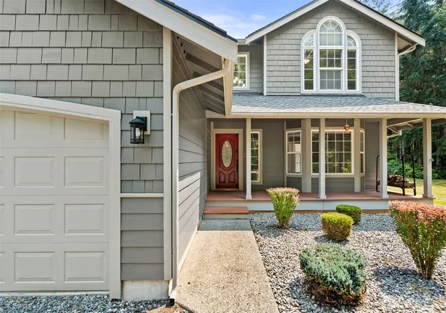 Photo 2 of Single family home for sale at 14722 Mcintosh Ln Se, Tenino, WA 98589 | MLS# NWM2565023 | Listing updated on 2026-09-22