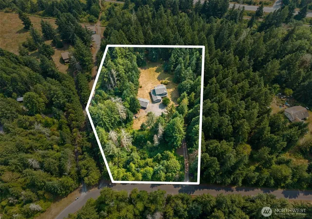 Photo 3 of Single family home for sale at 14722 Mcintosh Ln Se, Tenino, WA 98589 | MLS# NWM2565023 | Listing updated on 2026-09-22