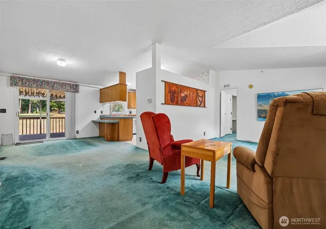 Photo 4 of Manufactured home for sale at 16627 230th Avenue SE, Maple Valley, WA 98038 | MLS# NWM2565044 | Listing updated on 2026-09-24