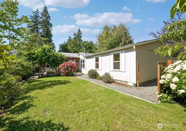 Photo 3 of Manufactured home for sale at 56 7th Avenue, Port Hadlock, WA 98339 | MLS# NWM2565046 | Listing updated on 2026-10-02