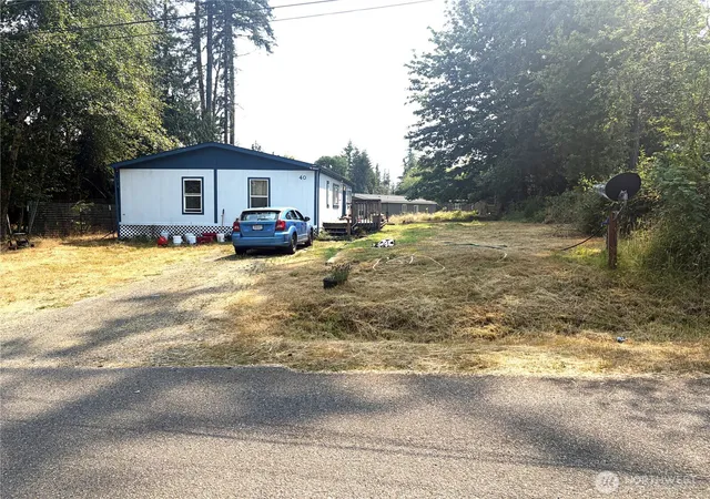 Photo 2 of Manufactured home for sale at 40 E Totten Pl, Shelton, WA 98584 | MLS# NWM2565059 | Listing updated on 2026-09-23