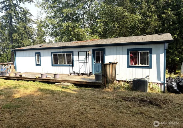 Photo 3 of Manufactured home for sale at 40 E Totten Pl, Shelton, WA 98584 | MLS# NWM2565059 | Listing updated on 2026-09-23