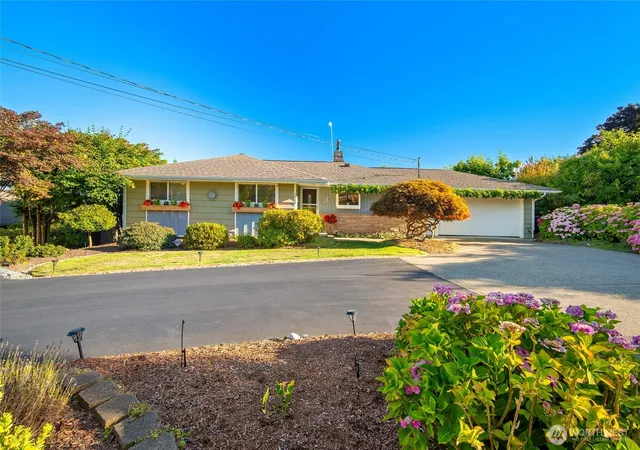 Photo 3 of Single family home for sale at 2459 Crestline St, Ferndale, WA 98248 | MLS# NWM2565080 | Listing updated on 2026-09-30