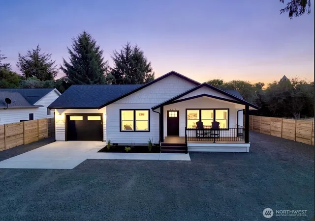 Photo 1 of Sale Pending at 821 Shark Ct Sw, Ocean Shores, WA 98569 | MLS# NWM2565084 | Listing updated on 2026-09-25