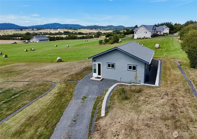 Photo 4 of Sale Pending at 178 Memory Ln, Friday Harbor, WA 98250 | MLS# NWM2565088 | Listing updated on 2026-08-17