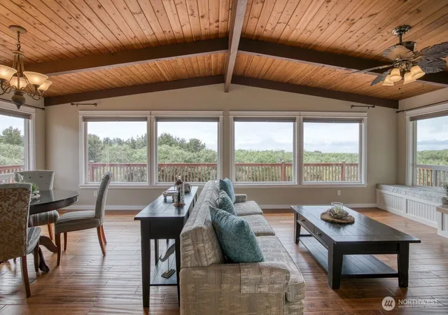 Photo 4 of Single family home for sale at 507 Sand Dune Ave SW, Ocean Shores, WA 98569 | MLS# NWM2565116 | Listing updated on 2026-09-23