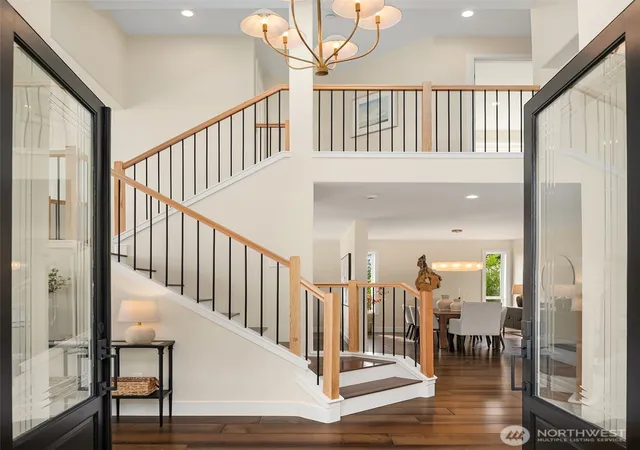 Photo 4 of Single family home for sale at 3246 W Lake Sammamish Pkwy NE, Redmond, WA 98052 | MLS# NWM2565124 | Listing updated on 2026-10-01