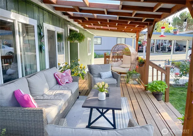 Photo 3 of Manufactured home for sale at 15410 SE 272nd Street #71, Kent, WA 98042 | MLS# NWM2565140 | Listing updated on 2026-09-25