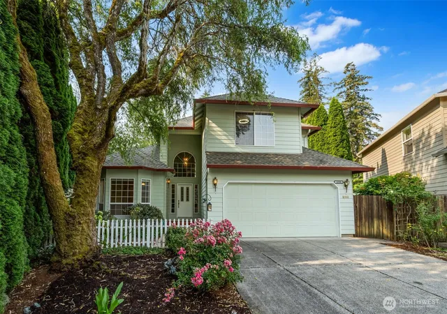 Photo 2 of Single family home for sale at 10900 Ne 26th Avenue, Vancouver, WA 98686 | MLS# NWM2565144 | Listing updated on 2026-09-21