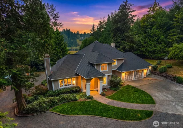 Photo 2 of Single family home for sale at 8826 E Meadow Lake Dr, Snohomish, WA 98290 | MLS# NWM2565148 | Listing updated on 2026-09-24