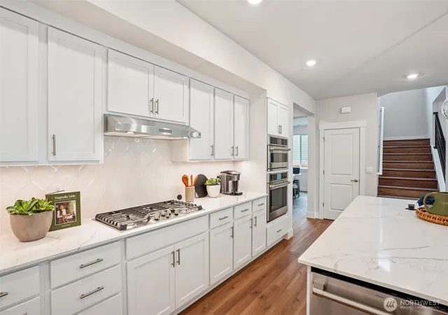 Photo 4 of Single family home for sale at 6406 213th Avenue Ct E, Lake Tapps, WA 98391 | MLS# NWM2565159 | Listing updated on 2026-09-26