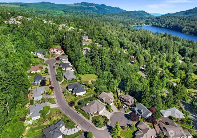 Photo 3 of Single family home for sale at 4020 Padden Hills Ct, Bellingham, WA 98229 | MLS# NWM2565165 | Listing updated on 2026-10-01