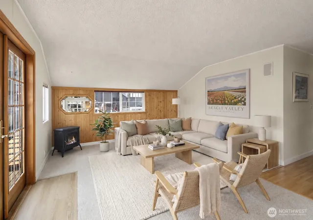 Photo 3 of Single family home for sale at 2818 Boyer Ave E #8, Seattle, WA 98102 | MLS# NWM2565181 | Listing updated on 2026-10-07