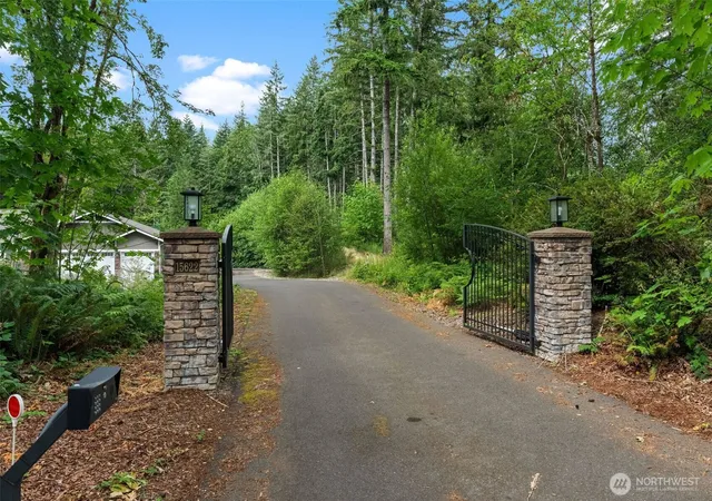 Photo 2 of Single family home for sale at 15622 Glenwood Rd Sw, Port Orchard, WA 98367 | MLS# NWM2565191 | Listing updated on 2026-10-01