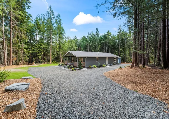 Photo 2 of Manufactured home for sale at 3975 Salmonberry Rd Se, Port Orchard, WA 98366 | MLS# NWM2565192 | Listing updated on 2026-09-25