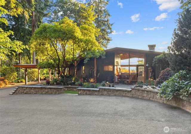Photo 3 of Sale Pending at 8696 Nw Anderson Hl Rd, Silverdale, WA 98383 | MLS# NWM2565201 | Listing updated on 2026-09-25