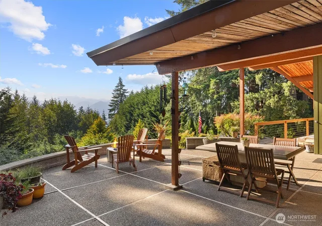 Photo 4 of Sale Pending at 8696 NW Anderson Hl Rd, Silverdale, WA 98383 | MLS# NWM2565201 | Listing updated on 2026-09-25
