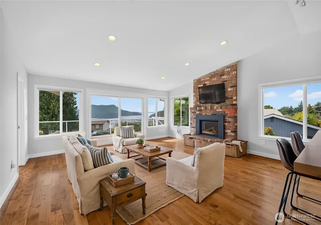 Photo 3 of Single family home for sale at 4808 Glasgow Way, Anacortes, WA 98221 | MLS# NWM2565215 | Listing updated on 2026-09-23