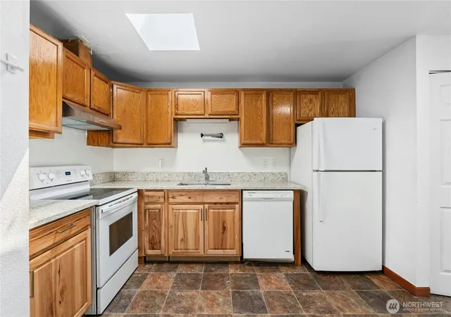 Photo 3 of Condo for sale at 14600 SE 176th Street #R1, Renton, WA 98058 | MLS# NWM2565223 | Listing updated on 2026-09-23