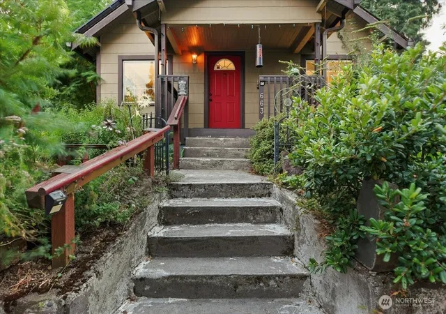 Photo 3 of Single family home for sale at 663 SW Utah St, Camas, WA 98607 | MLS# NWM2565226 | Listing updated on 2026-09-23