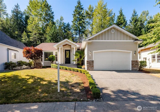 Photo 2 of Single family home for sale at 1519 Brentwood Ln, Mount Vernon, WA 98274 | MLS# NWM2565250 | Listing updated on 2026-09-28
