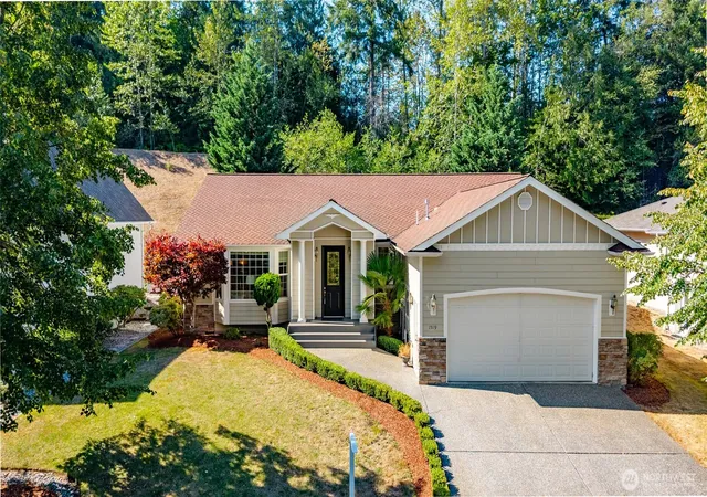 Photo 3 of Single family home for sale at 1519 Brentwood Ln, Mount Vernon, WA 98274 | MLS# NWM2565250 | Listing updated on 2026-09-28